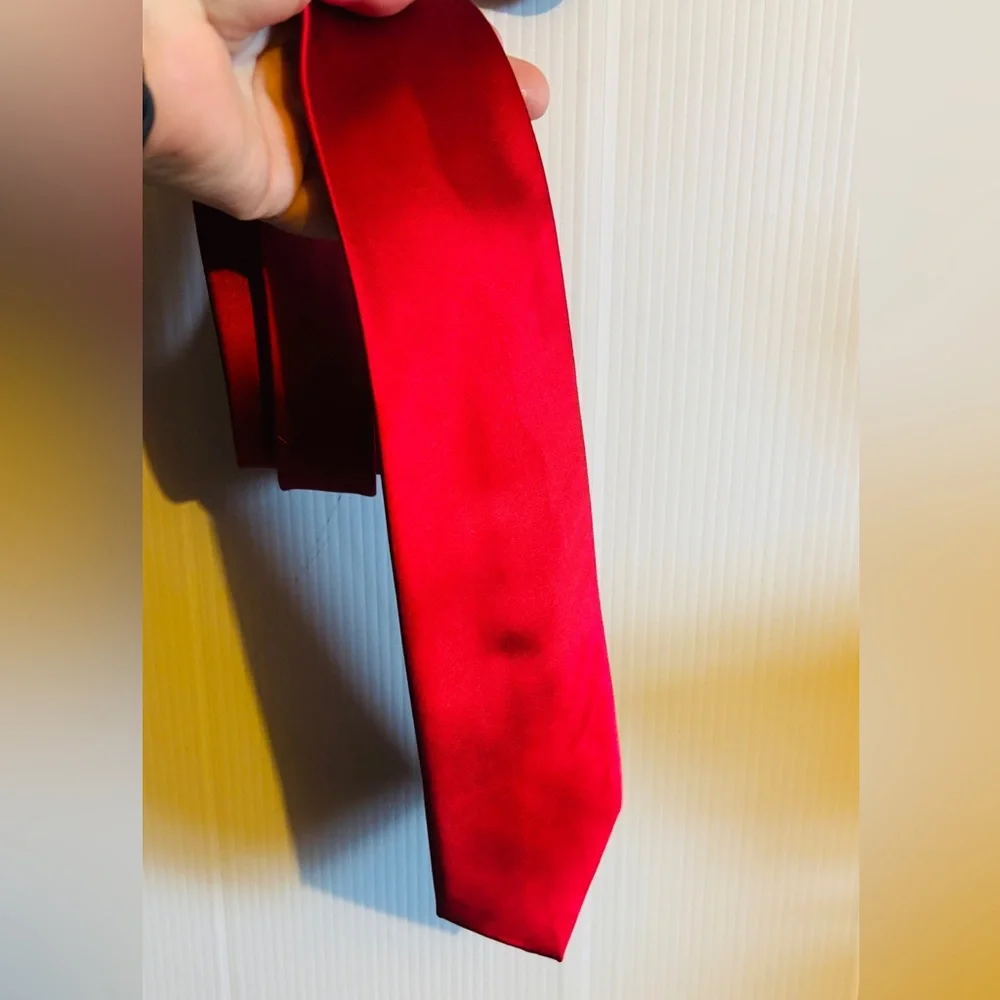 Ferrari Red Solid Satin Men's Tie - Picture 1 of 4